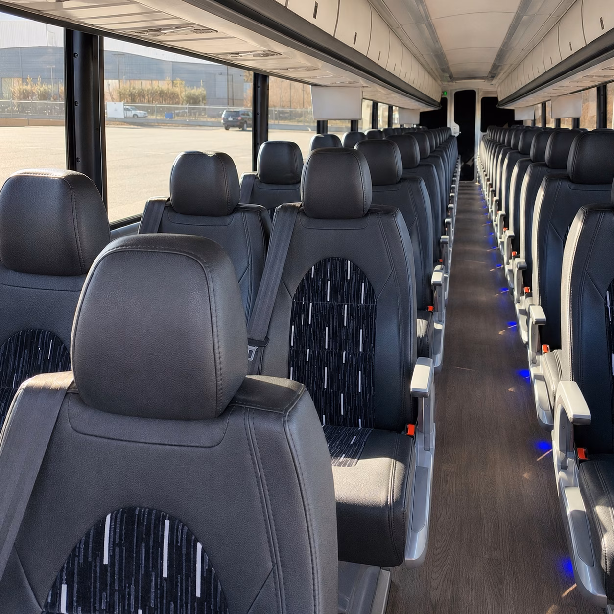 carlsbad charter bus rentals to san diego convention center
