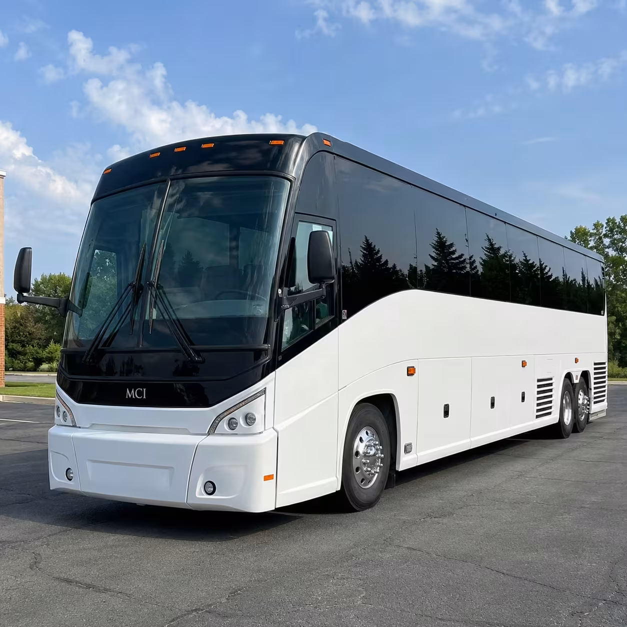 carlsbad charter bus rentals to san diego international airport